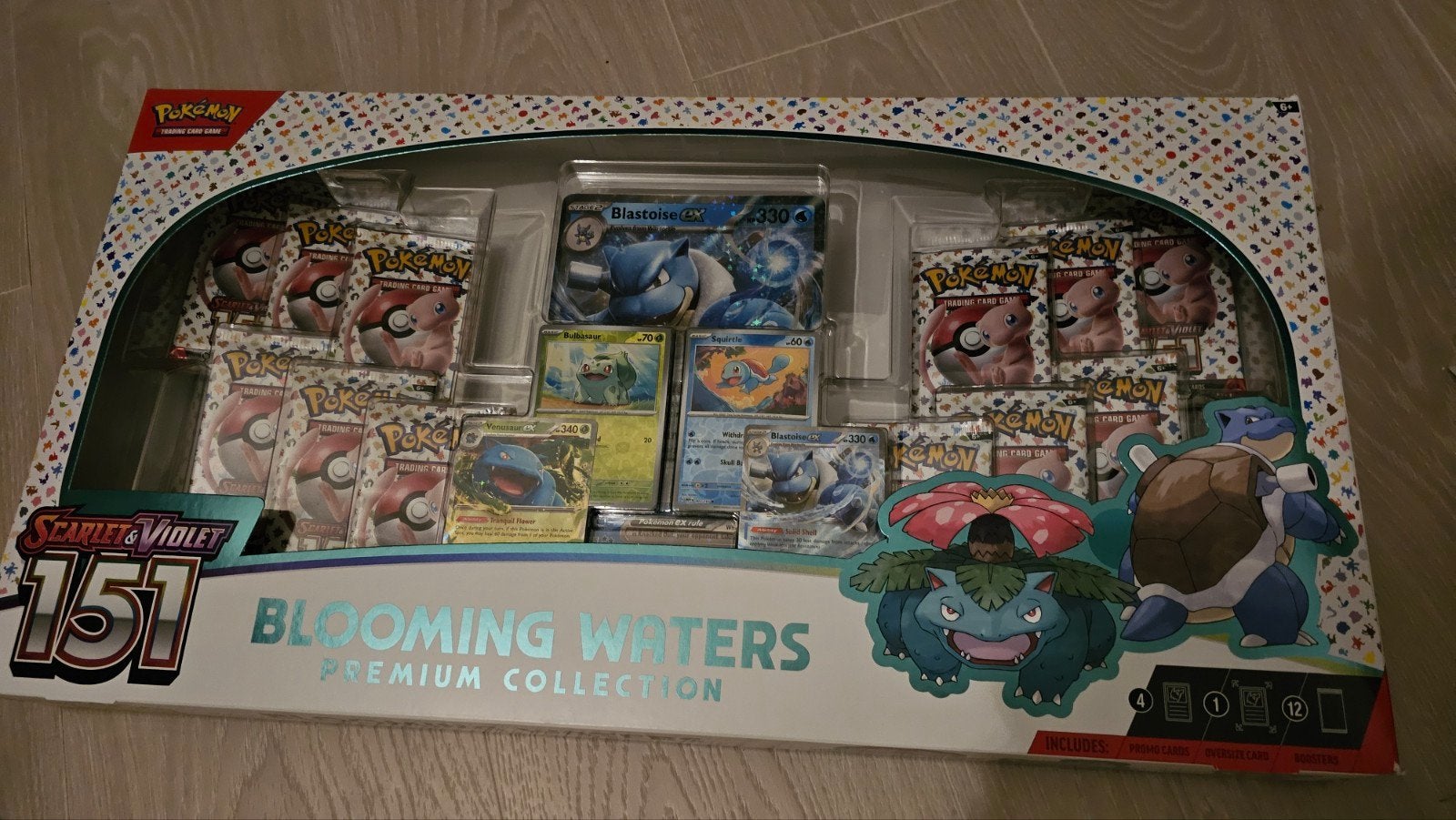 Pokémon 151 Blooming Waters Premium Collectie Blastoise, Hobby en Vrije tijd, Verzamelkaartspellen | Pokémon, Ophalen, Nieuw, Overige typen