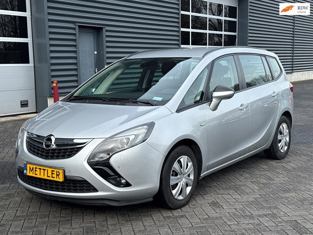 Opel Zafira Tourer 1.4 Cosmo, cruise control, trekhaak, stuu, Voorwielaandrijving, Euro 5, 15 km/l, 4 cilinders