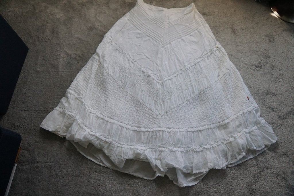 Prachtige zgan aparte witte strokenrok v Oilily mt 38/40, Kleding | Dames, Maat 38/40 (M), Oilily, Wit, Ophalen of Verzenden
