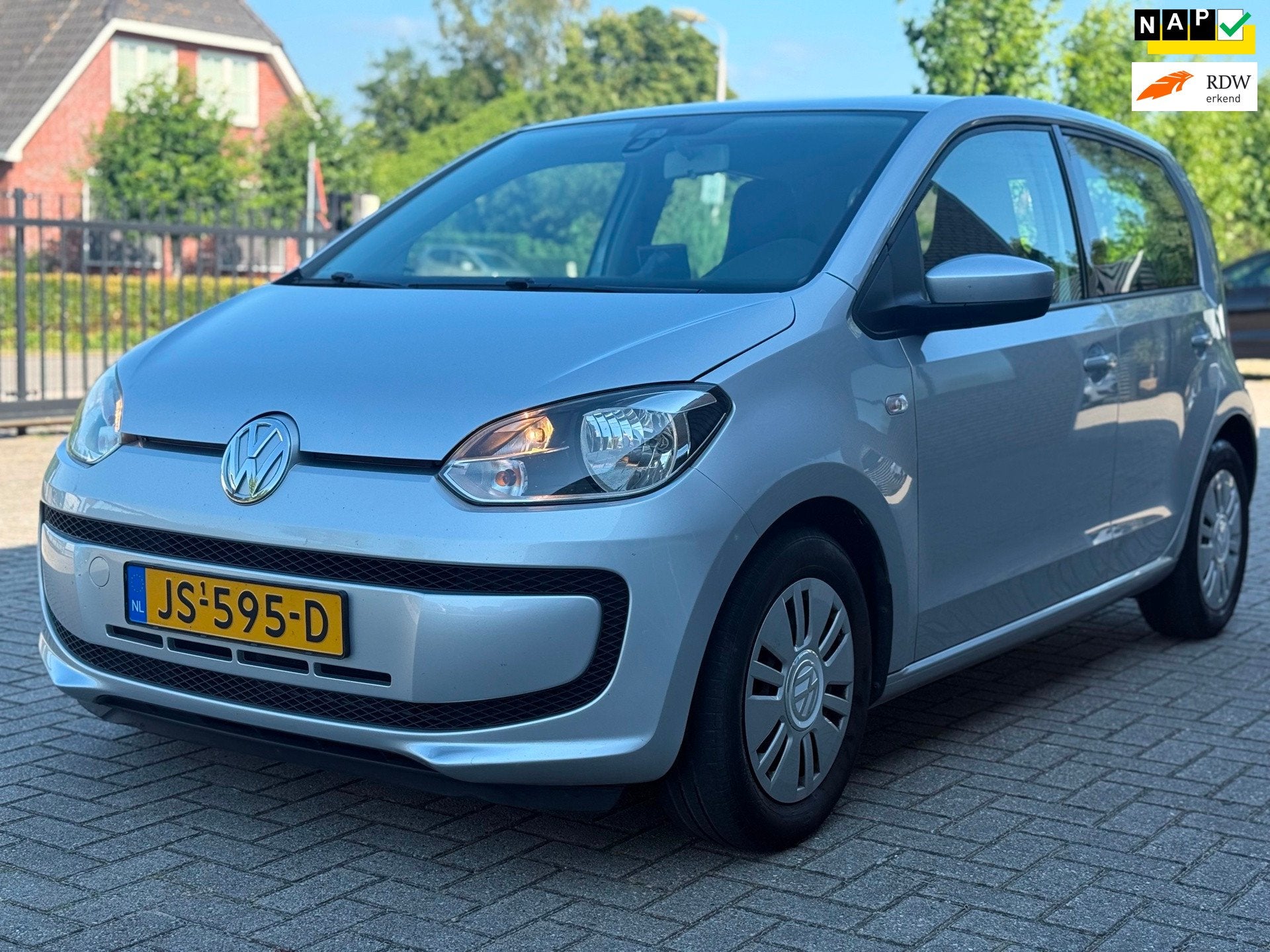 Volkswagen Up! 1.0 move up! BlueMotion Airco Elekpakket Navi, Voorwielaandrijving, Gebruikt, Start-stop-systeem, 840 kg