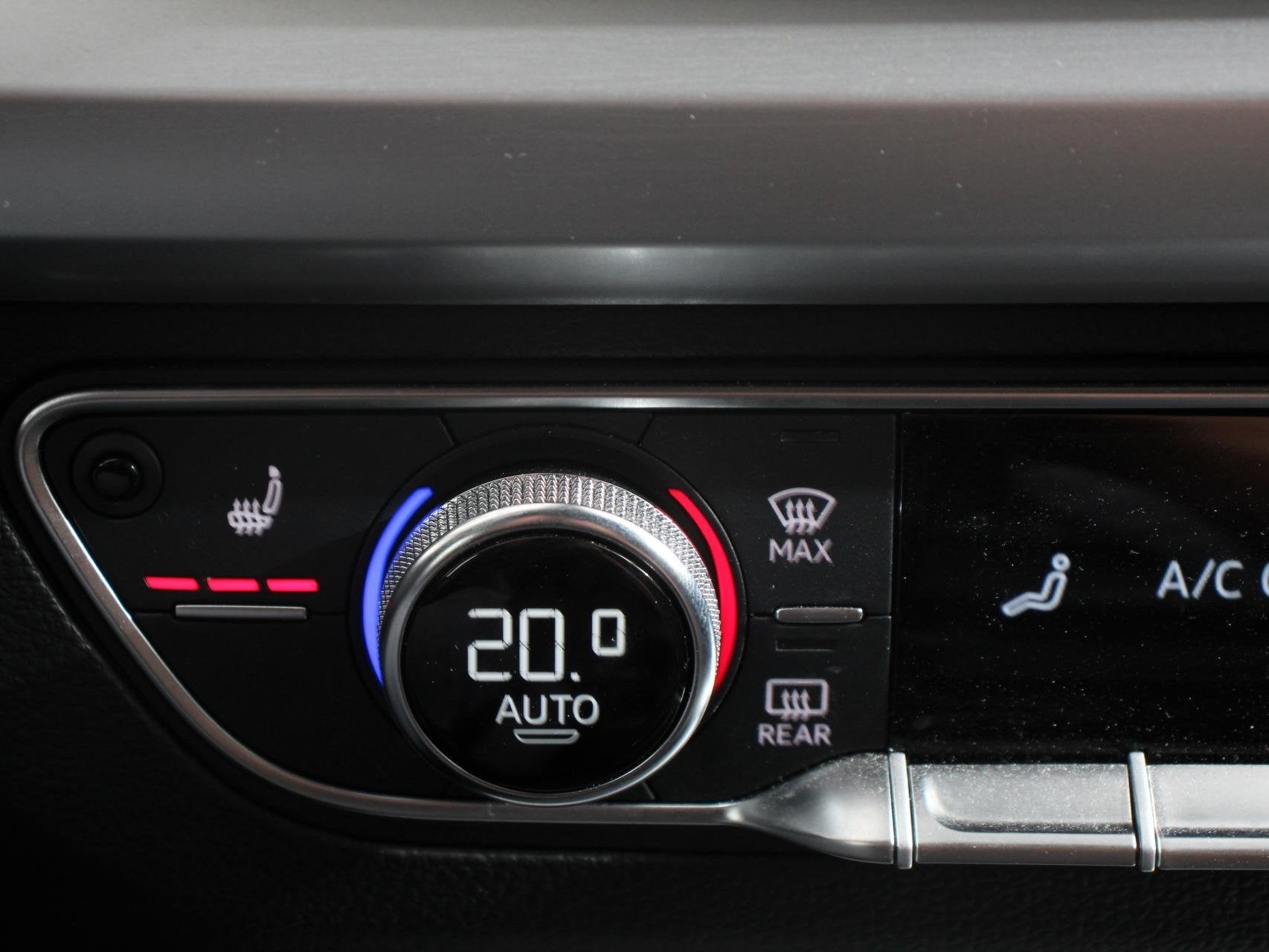 Audi Q5 50 TFSI e quattro S edition Climate control Adaptiev, Auto's, Audi, Automaat, 14 kWh, Gebruikt, 4 cilinders