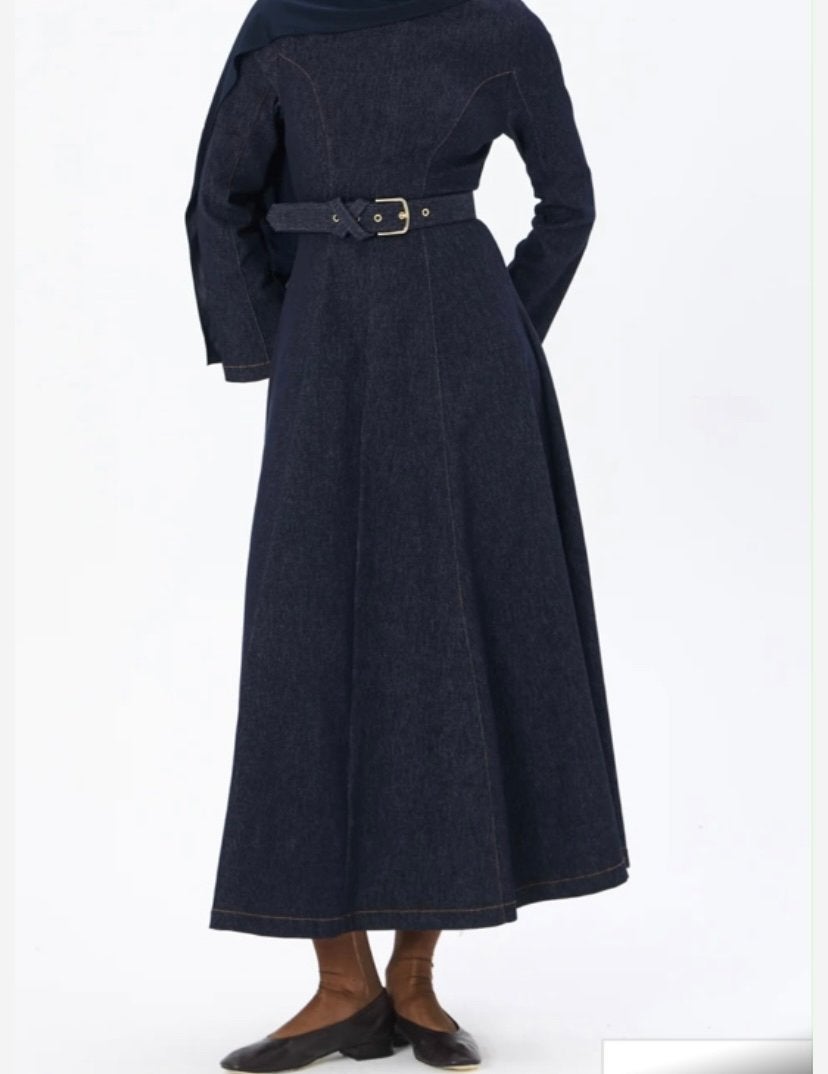 Donkerblauwe spijkerjurk met ceintuur - Maat L, Kleding | Dames, Blauw, Maat 42/44 (L), Ophalen of Verzenden, Gedragen