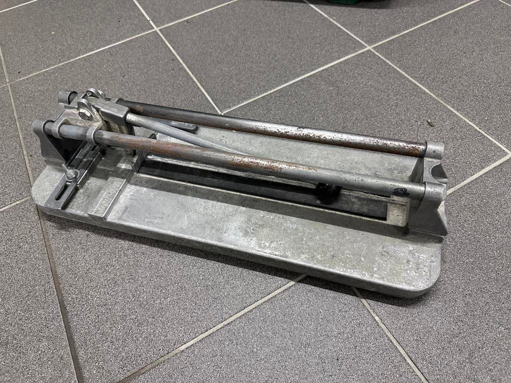 Tegelsnijder, Ophalen, Gebruikt