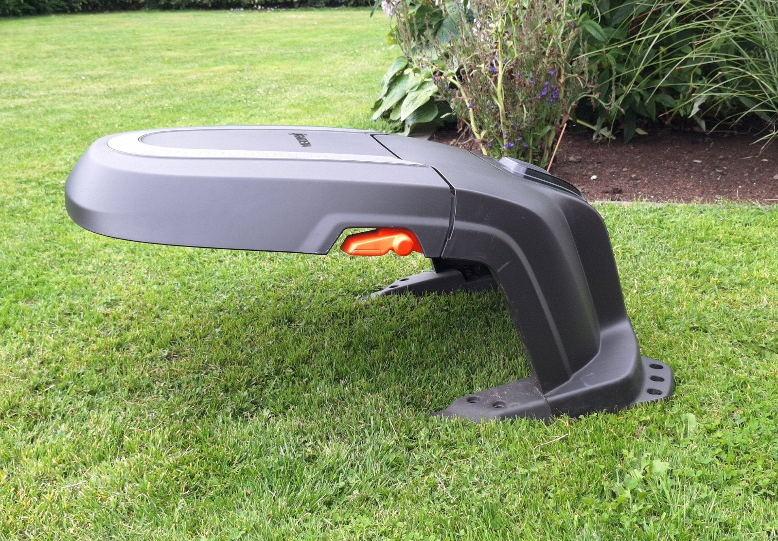 Gardena garage voor Smart Sileno + robotmaaier, Tuin en Terras, Grasmaaiers, Ophalen, Gebruikt