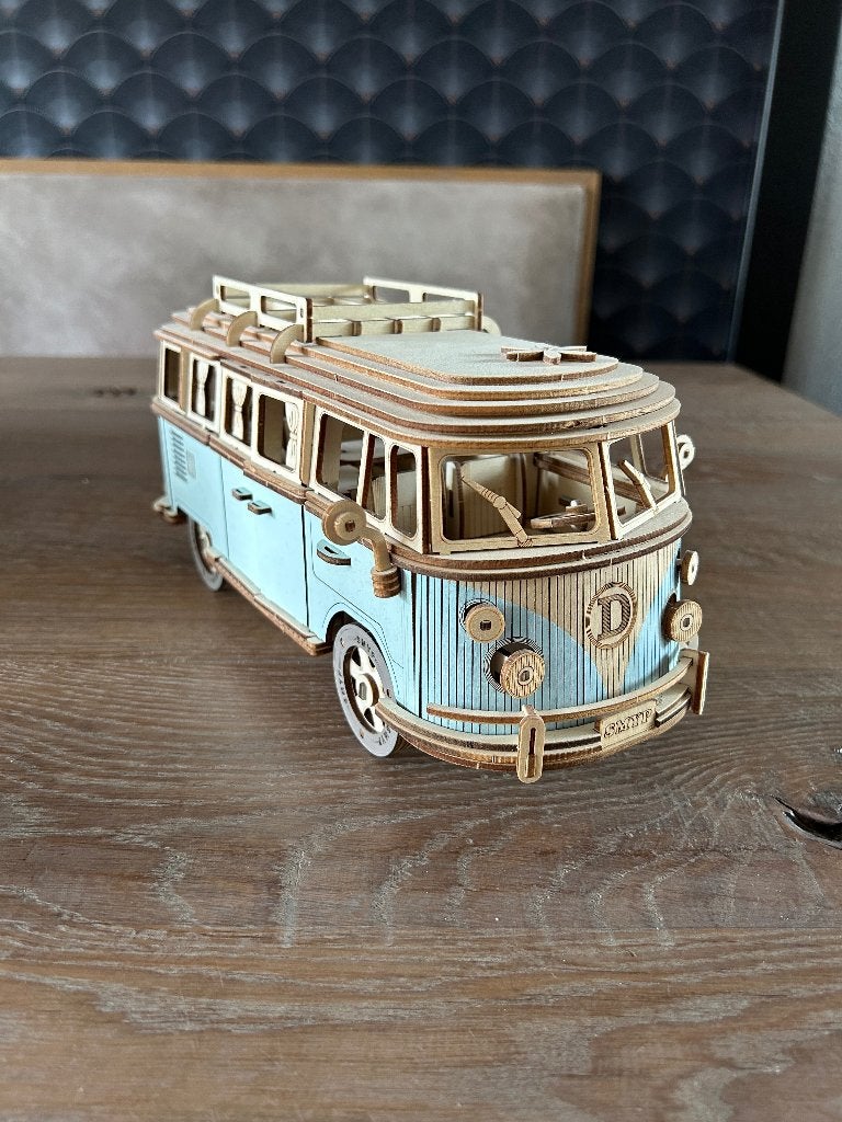 Houten busje als decoratie of voor de verzamelaar, Ophalen, Overige onderwerpen, Houtsnijwerk, Handgemaakt