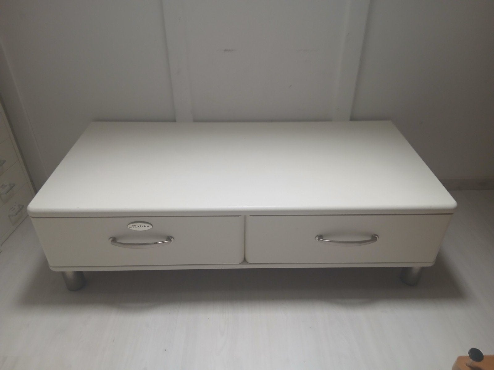 Malibu witte tv-kast, ladenkast, dressoir, Ophalen, Gebruikt, 25 tot 50 cm, Minder dan 100 cm