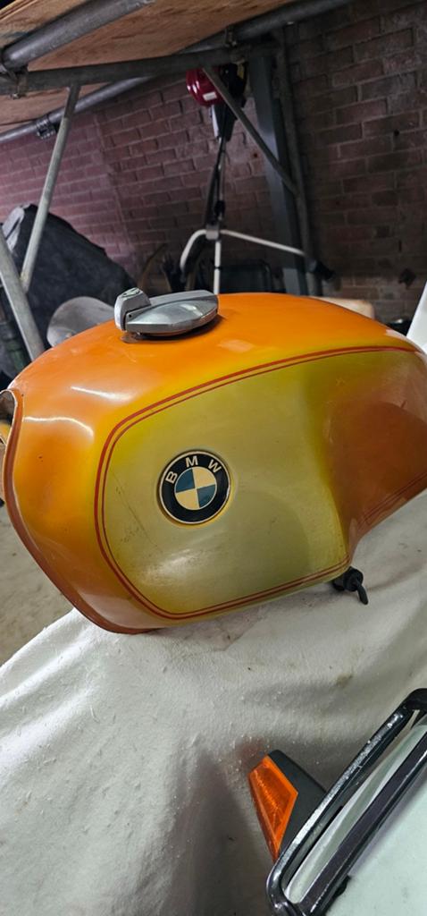 Bmw r90s tank incl tankdop en kranen  Bultaco enduro tank, Motoren, Ophalen of Verzenden