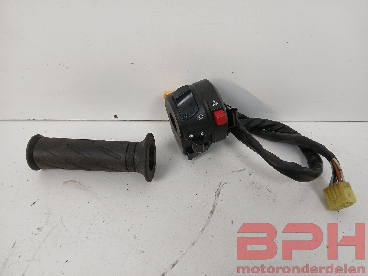 Stuurschakelaar links Suzuki GSX-R 600 750 K4 - K5 GSXR 2004, Gebruikt, -, -, Ophalen of Verzenden