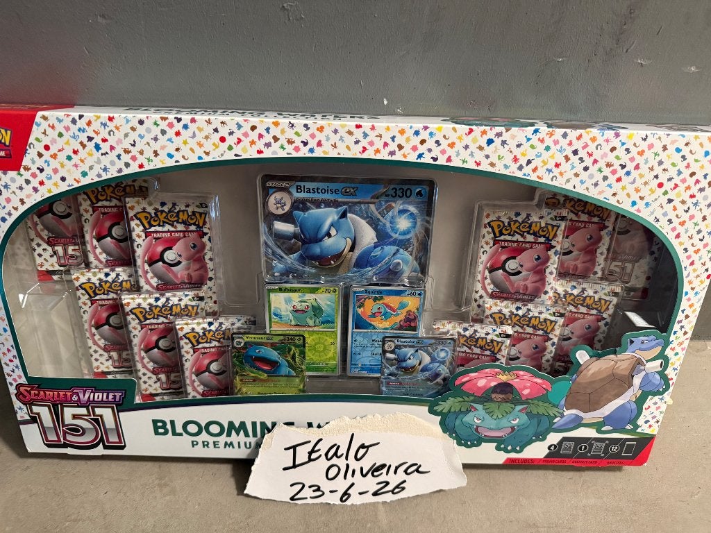 Blooming Waters 151, Hobby en Vrije tijd, Verzamelkaartspellen | Pokémon, Ophalen of Verzenden, Zo goed als nieuw
