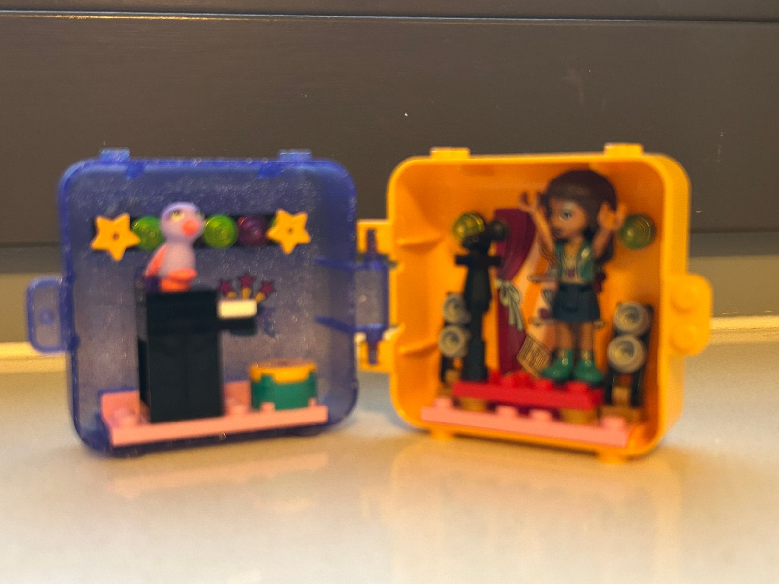 LEGO Friends Play Cubes Nr 41665 en 41400, Ophalen of Verzenden, Zo goed als nieuw