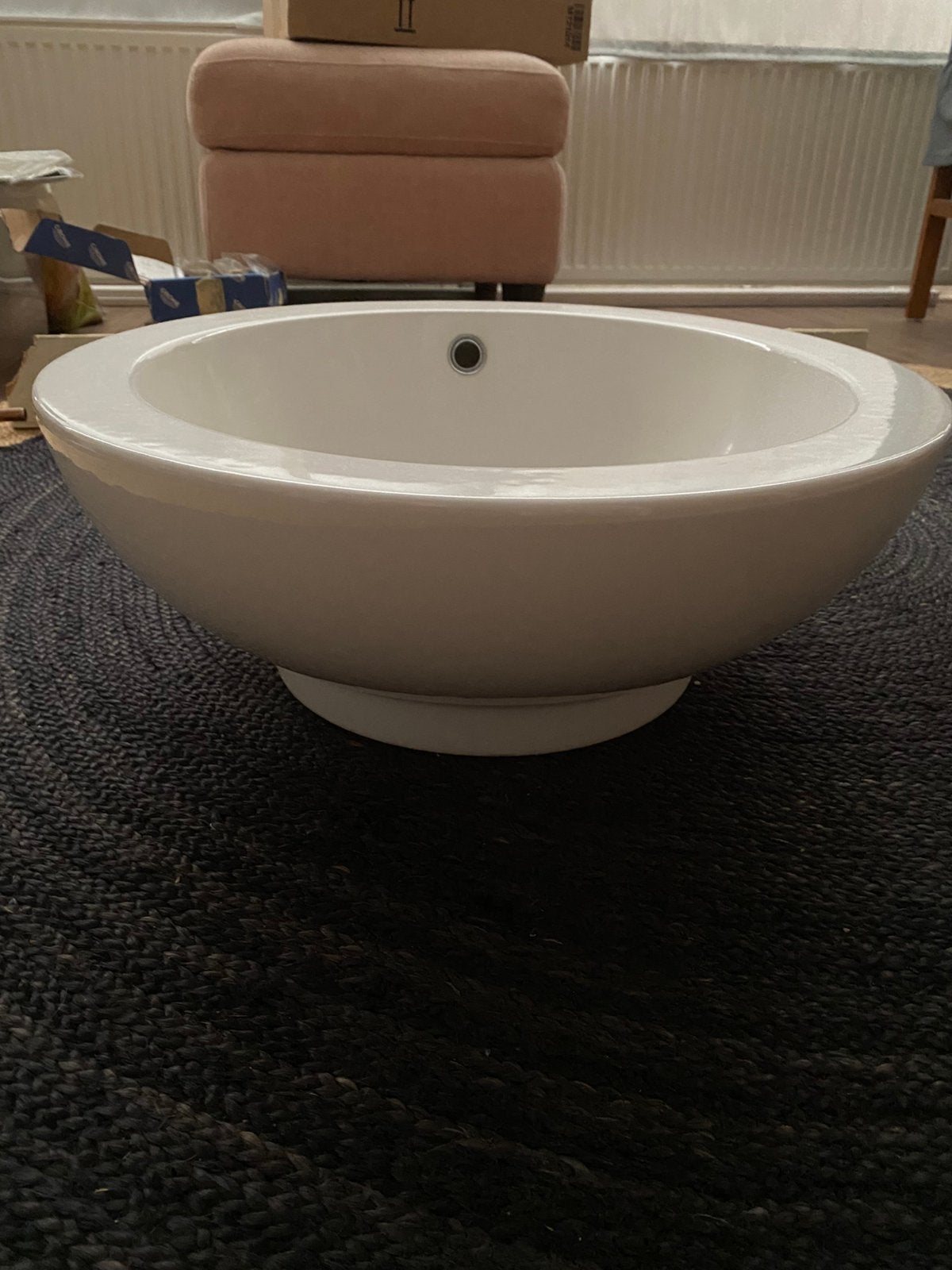 Te koop mooie ronde wasbak, Doe-het-zelf en Verbouw, Sanitair, Ophalen, Zo goed als nieuw, Steen, Wastafel