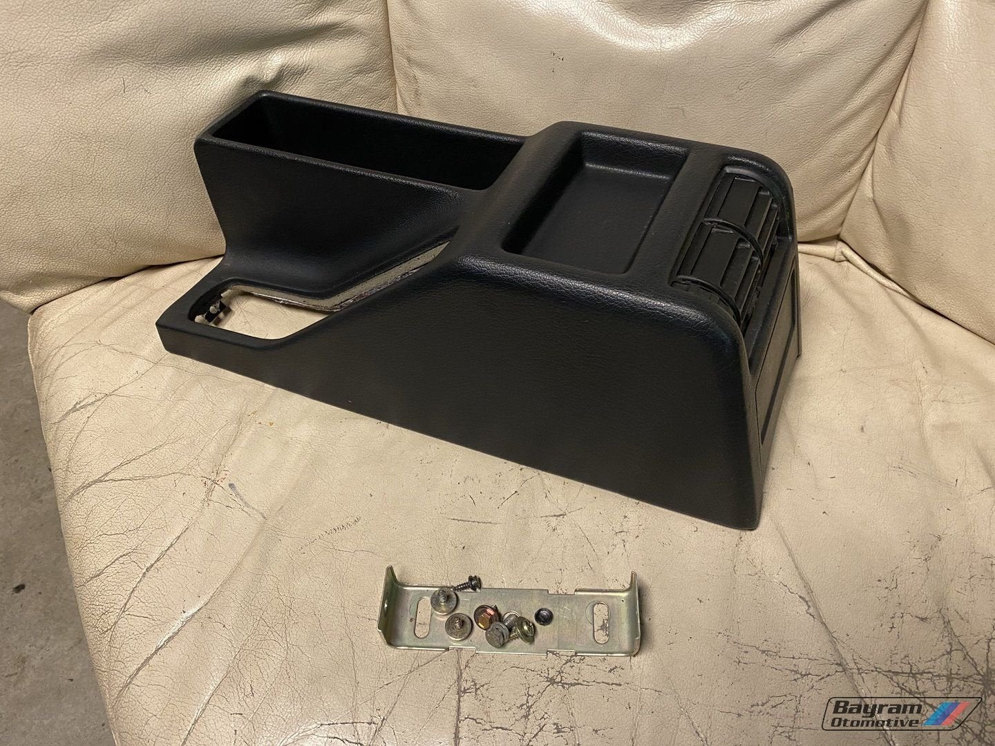 Bmw E34 middenconsole / handremconsole zwart 5-serie netjes, Gebruikt, -, -, Ophalen of Verzenden