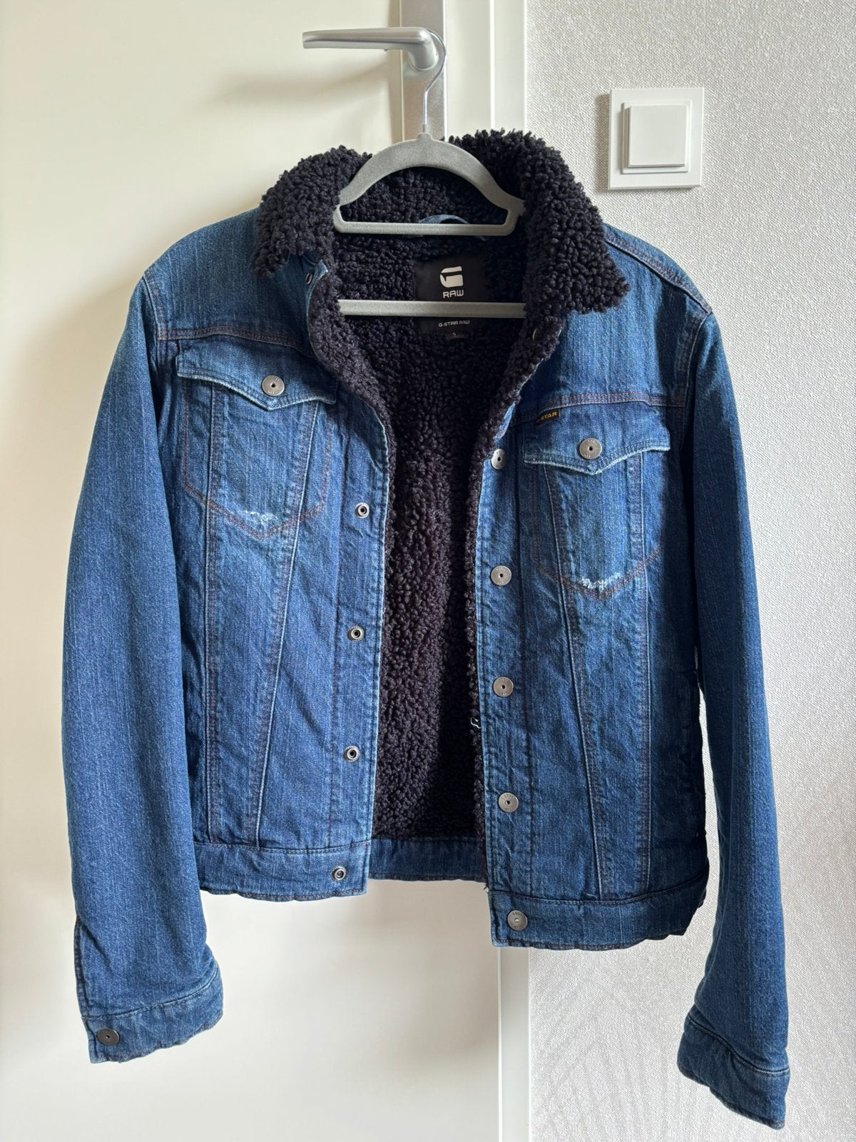 G-Star RAW 3301 Slim Trucker Sherpa Jacket - Maat S, Kleding | Heren, Ophalen of Verzenden, Nieuw, Maat 46 (S) of kleiner, Blauw
