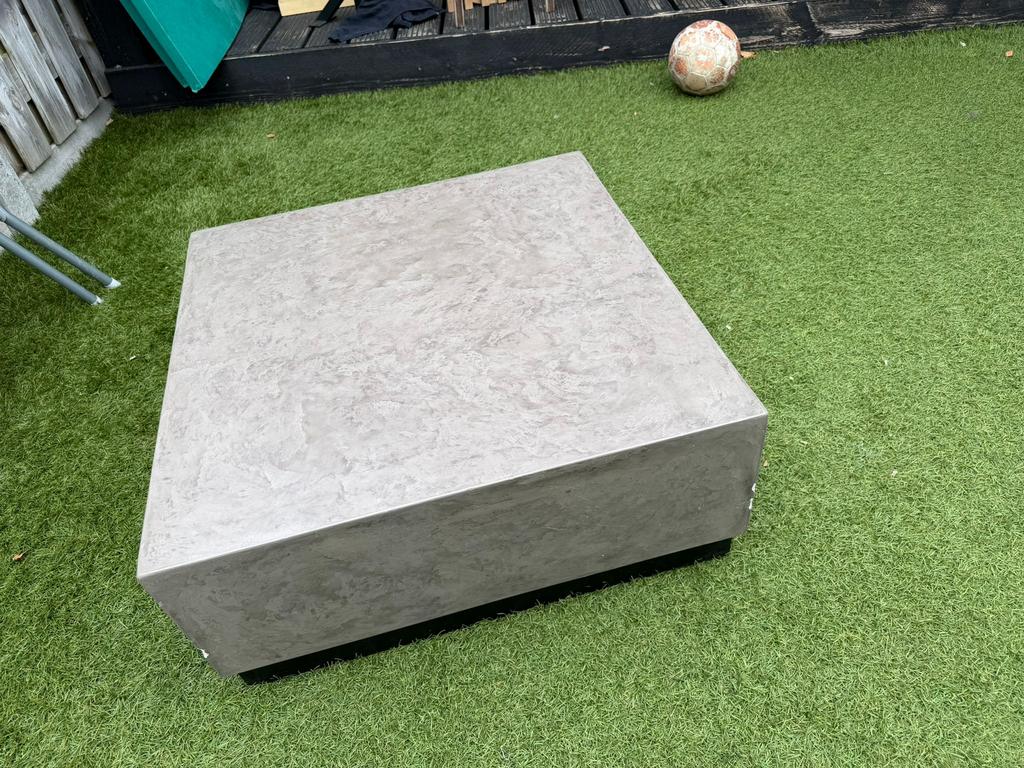 Applebee crete tuintafel, Ophalen, Zo goed als nieuw