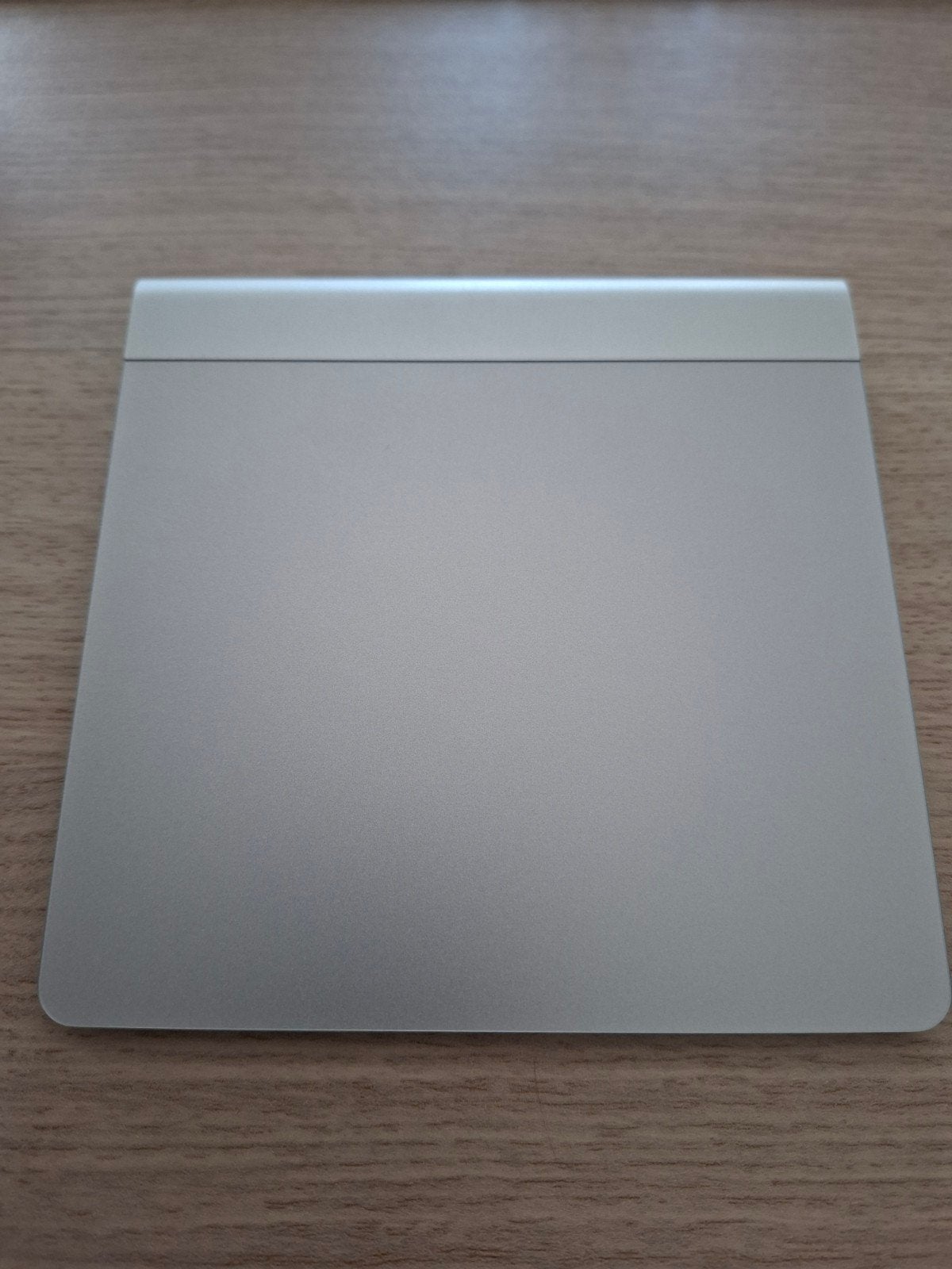 Apple Magic Trackpad A1339 zgan in doosje, Ophalen of Verzenden, Zo goed als nieuw, Draadloos, Apple