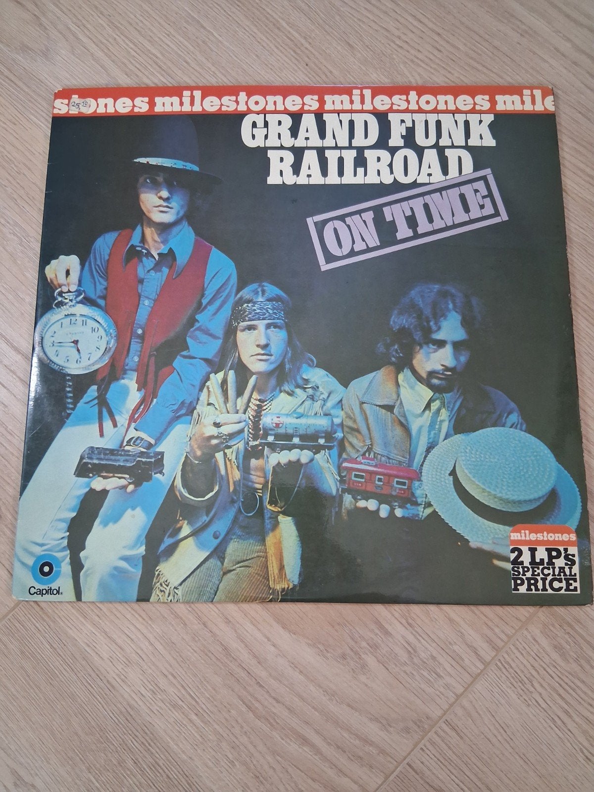 Grand Funk Railroad - Milestones (2 LP's), Cd's en Dvd's, Gebruikt, Ophalen of Verzenden, Dubbel-LP, Classic Rock