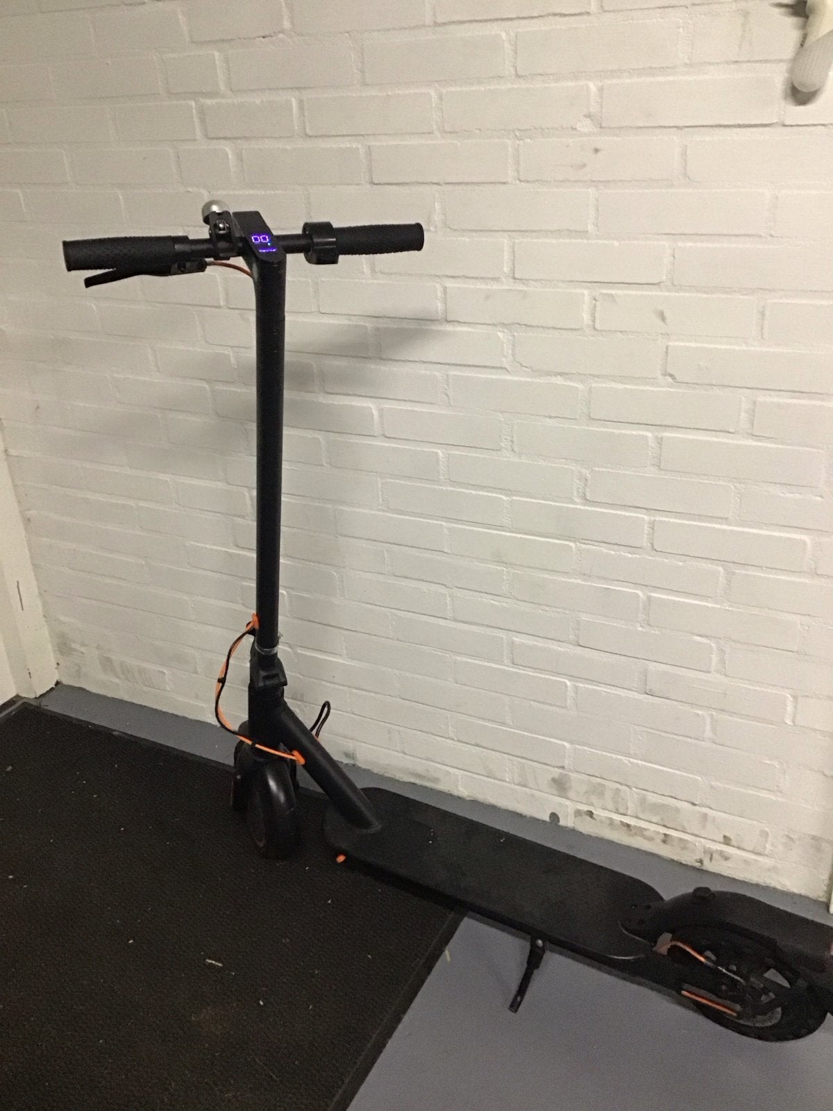 Todimart Elektrische Step met Oplader - Aanschaf April 2026, Ophalen, Zo goed als nieuw, Elektrische step (E-scooter)