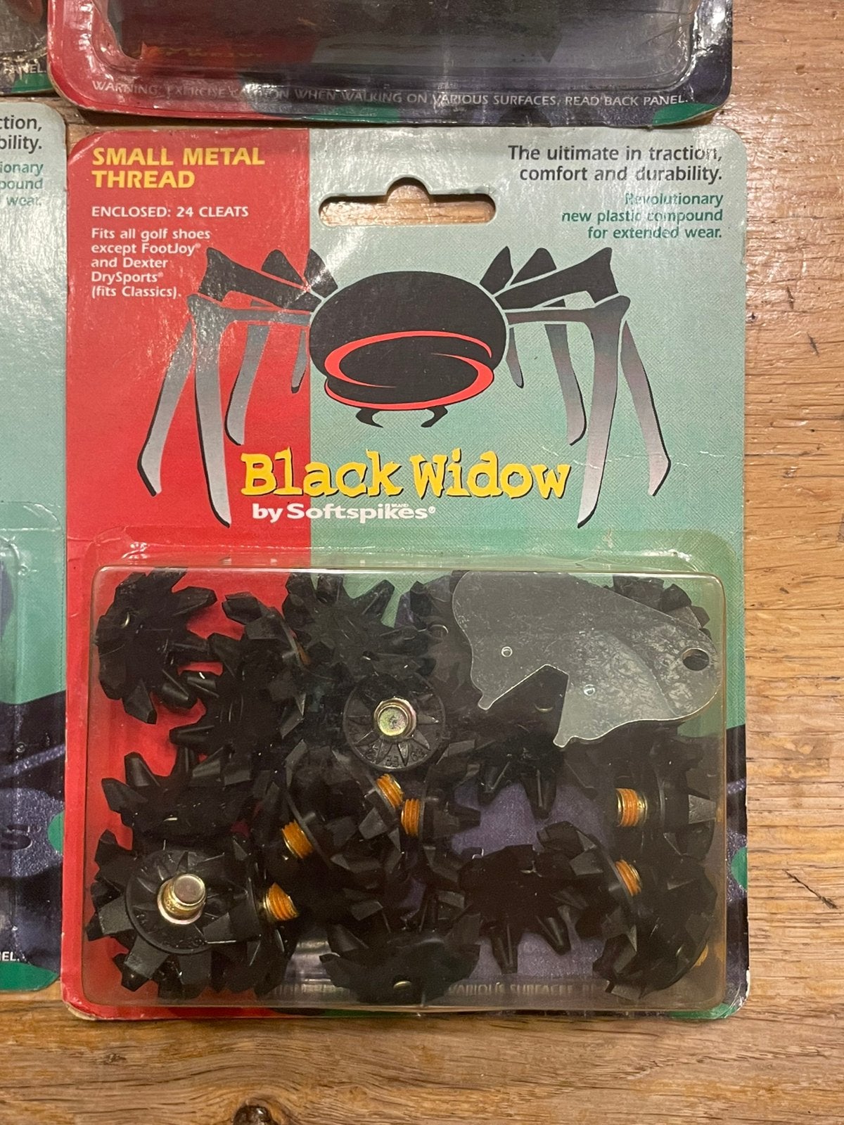 Soft spikes Black Widow. 4 Doosjes van 24 stuks ter overname, Ophalen of Verzenden, Nieuw, Schoenen, Overige merken
