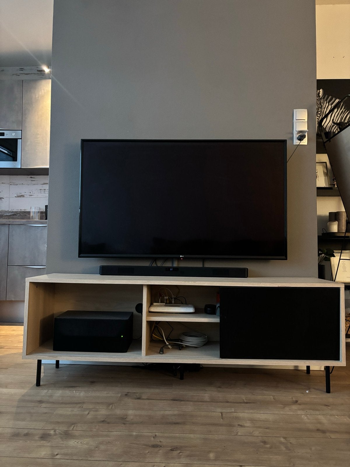 Jysk TV meubel - Gratis afhalen, Huis en Inrichting, Ophalen, Gebruikt, 150 tot 200 cm, Minder dan 100 cm