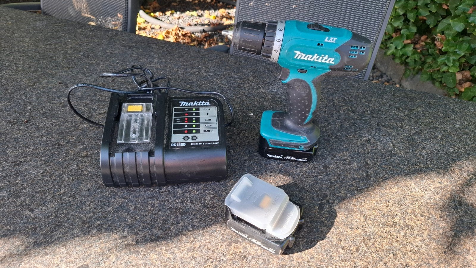 Makita Accu Schroefboormachine DDF343 met 2 accu's en lader, Ophalen, Gebruikt, Variabele snelheid, Boor- en Schroefmachine