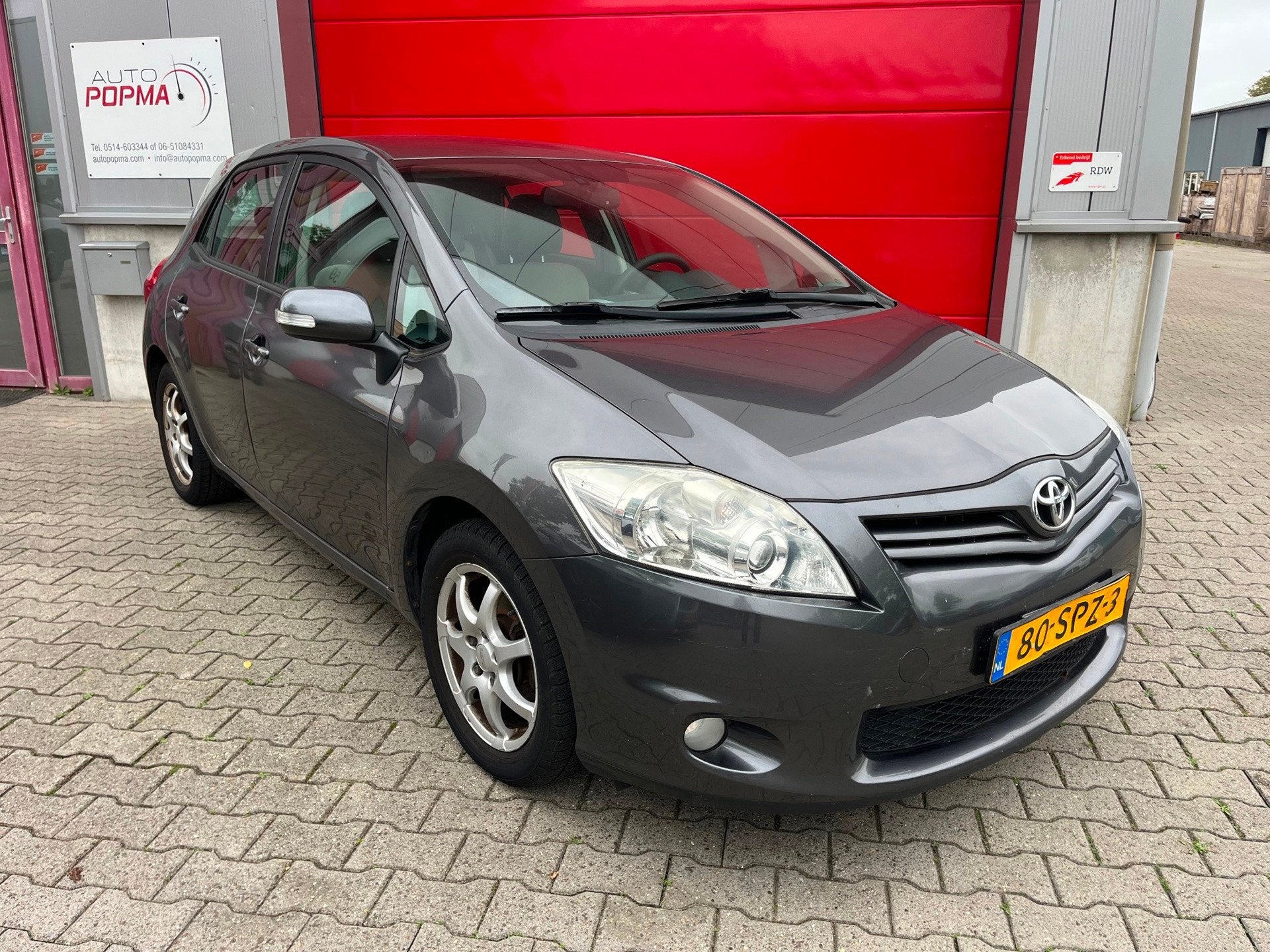 Toyota Auris 1.6 132pk Dynamic Automaat / ALLEEN VOOR OVERNA, Auto's, 450 kg, Gebruikt, 4 cilinders, Automatische klimaatregeling