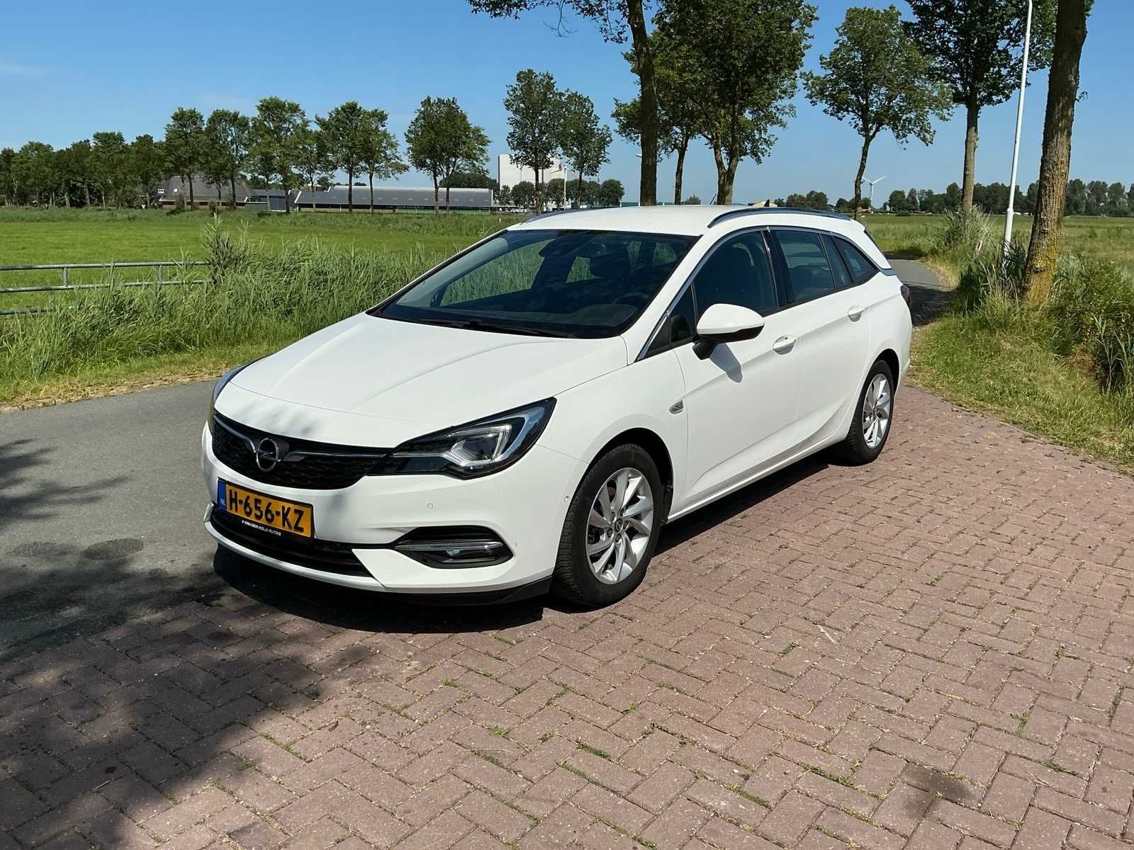 2020 Opel Astra Sports Tourer 1.5 CDTI Elegance Personenauto, Auto's, Voorwielaandrijving, Gebruikt, Origineel Nederlands, 140 €/maand