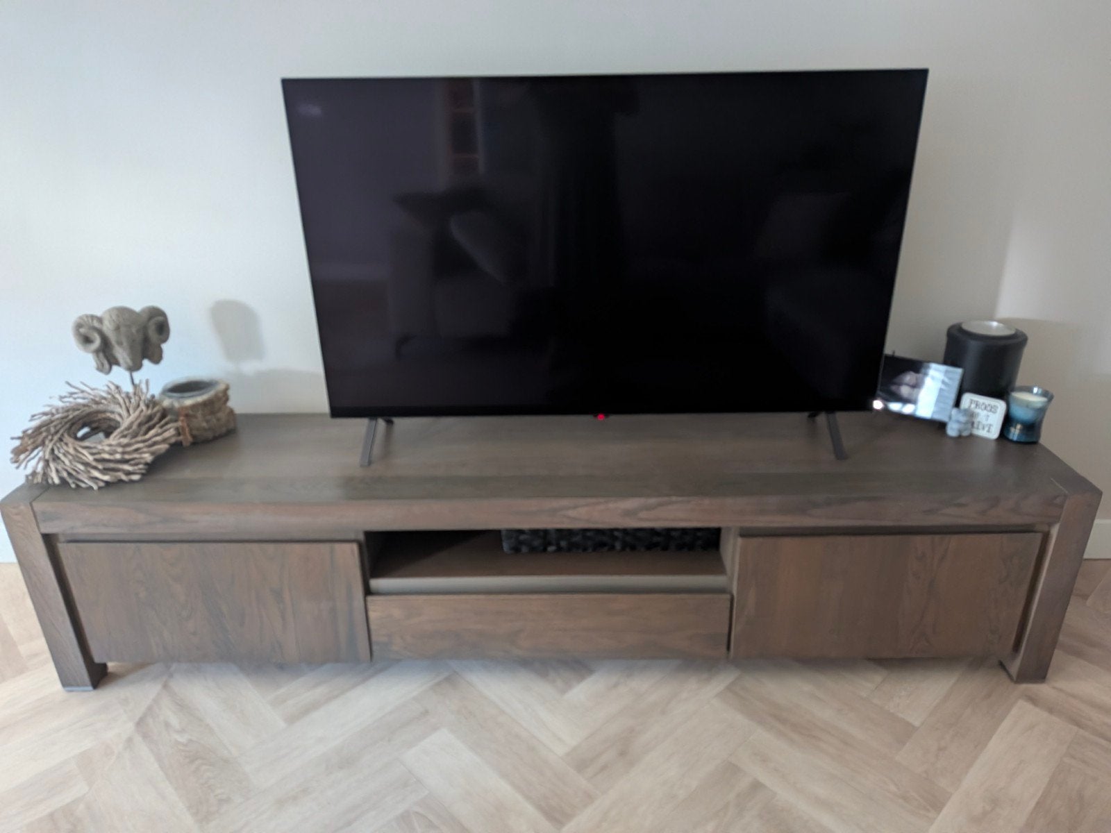 Modern TV-meubel 200 cm breed, Ophalen, Zo goed als nieuw, 200 cm of meer, Minder dan 100 cm