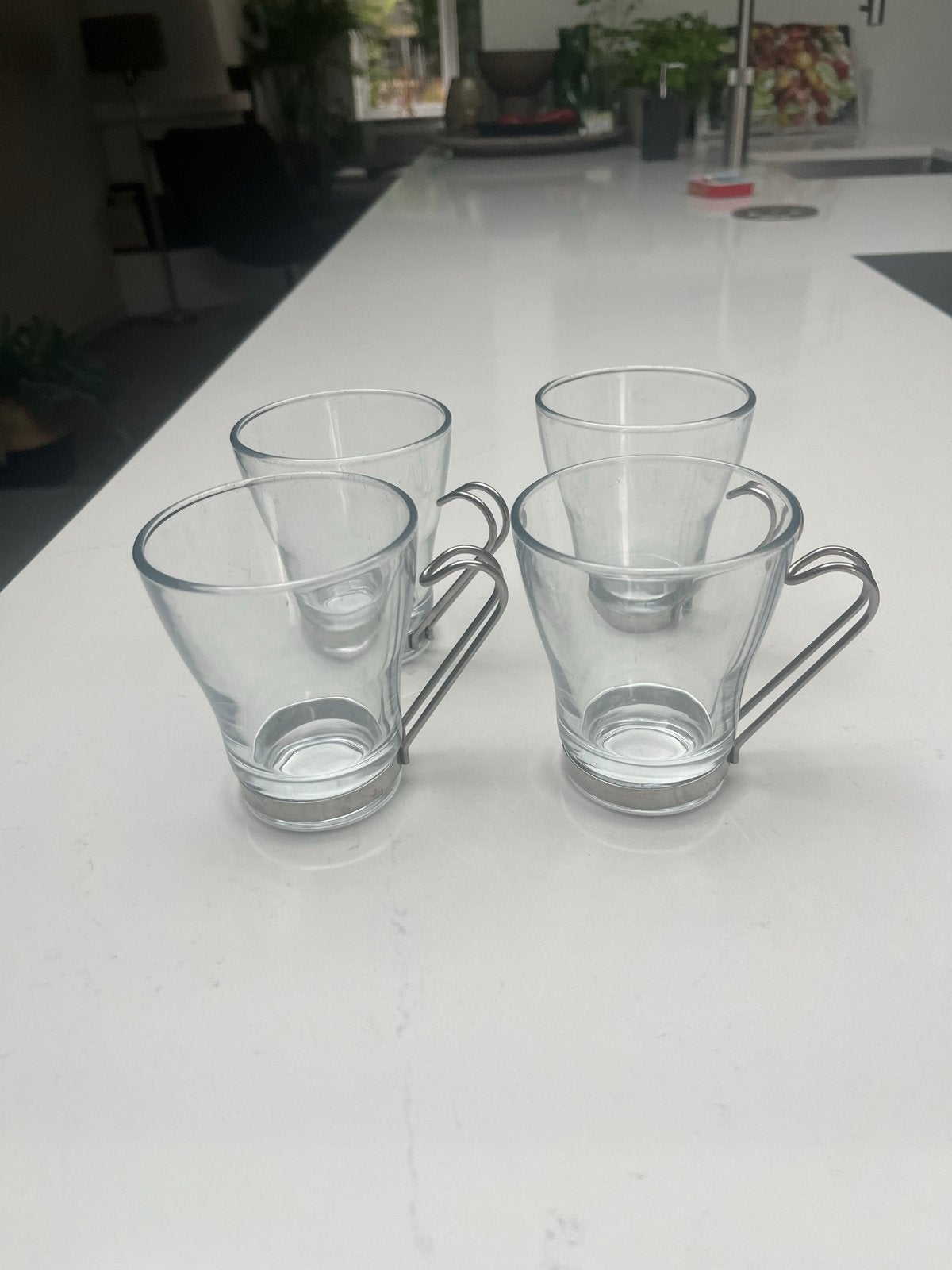 Bormiolo rocco Cappuccinokopjes van glas met rvs handgrepen, Ophalen of Verzenden, Modern, Kop(pen) en/of Schotel(s), Glas