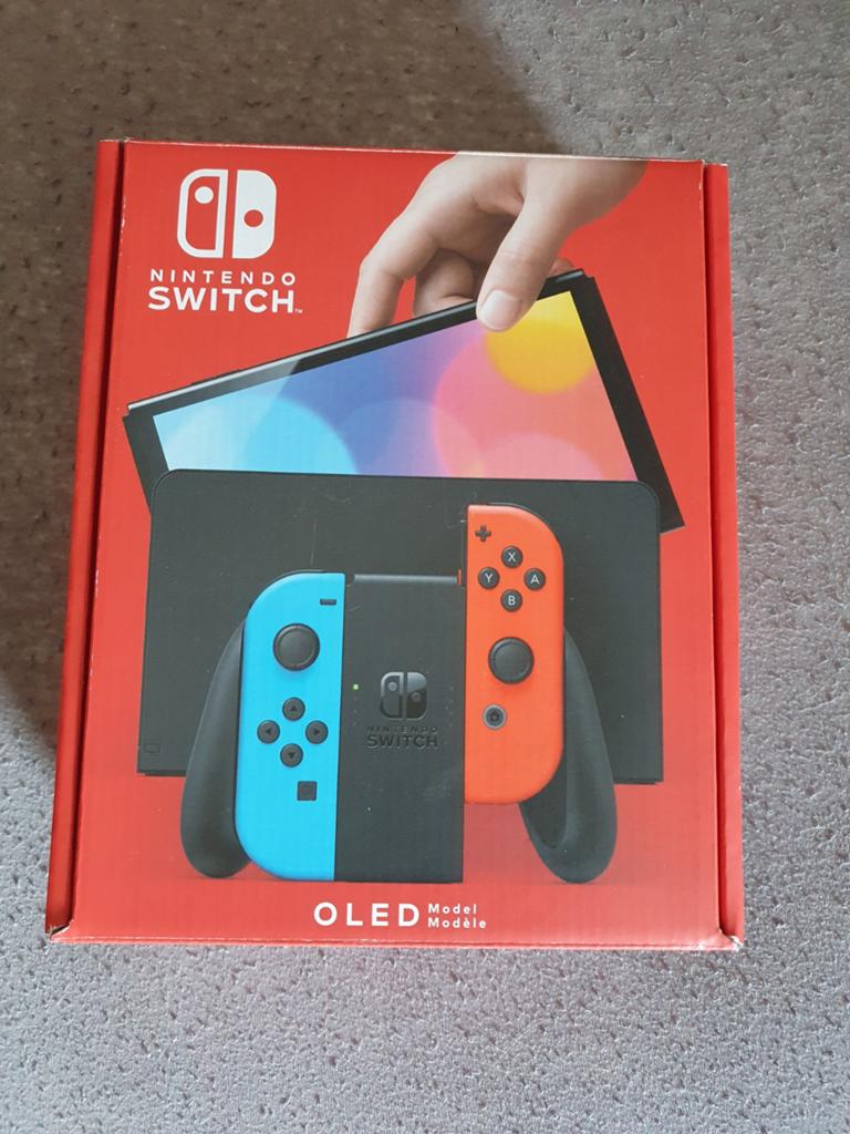 Krasvrije Nintendo Switch OLED met Screen Protector, Ophalen of Verzenden, Zo goed als nieuw, Met 2 controllers, Switch OLED
