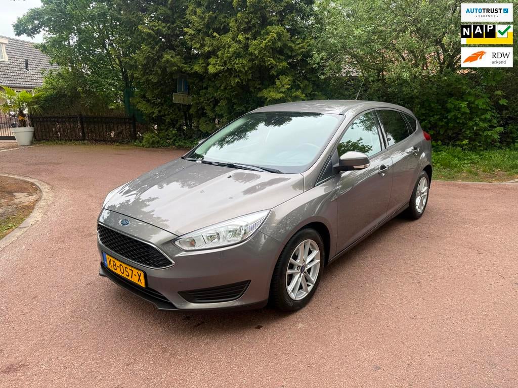 Ford Focus 1.0 Trend / Navi / Airco/ PDC / Lm / Bt / Apk / A, 101 pk, Gebruikt, Euro 6, Bruin
