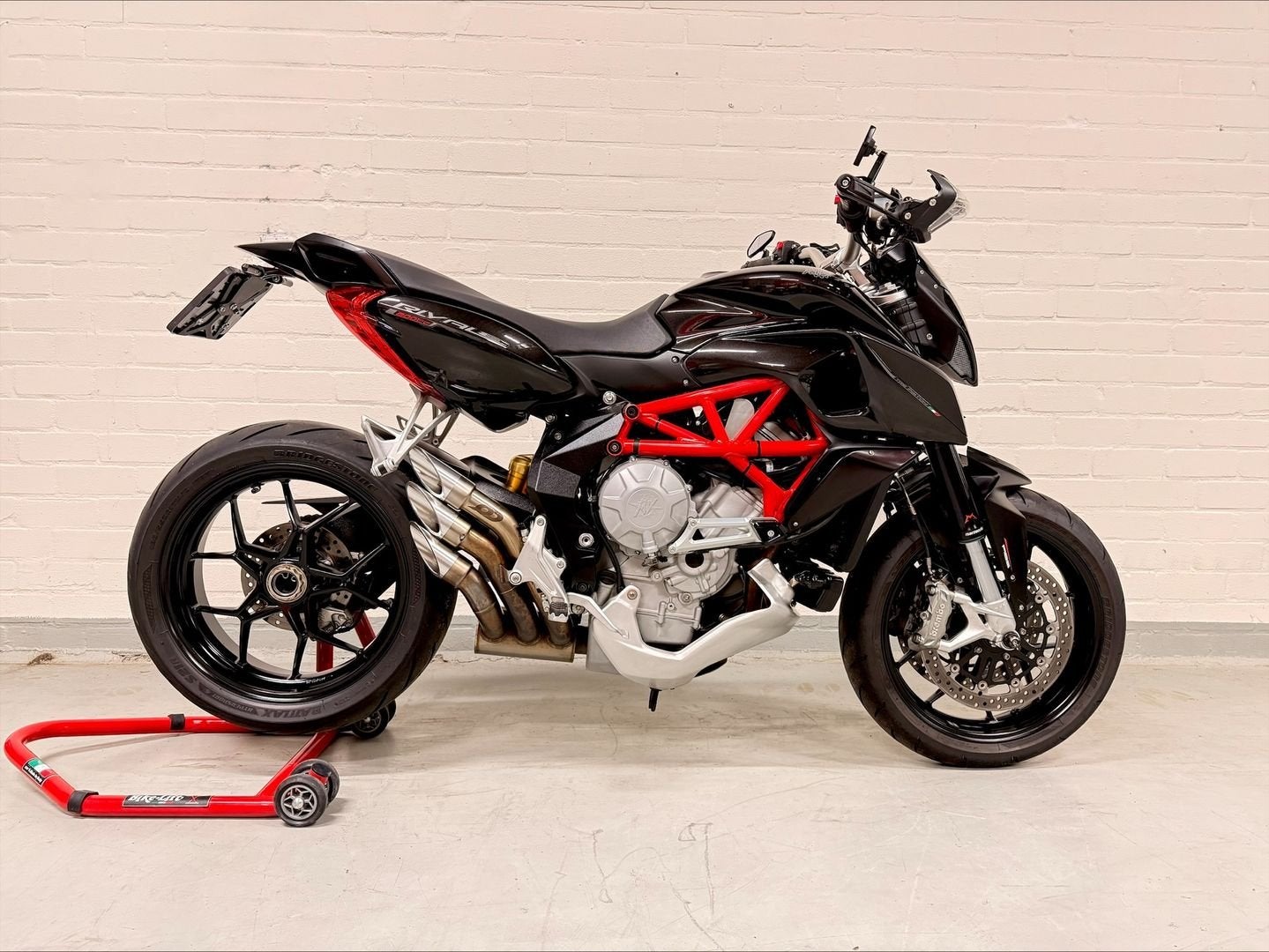MV AGUSTA RIVALE 800 (bj 2016), Bedrijf, Onbekend, Naked bike, Onbekend