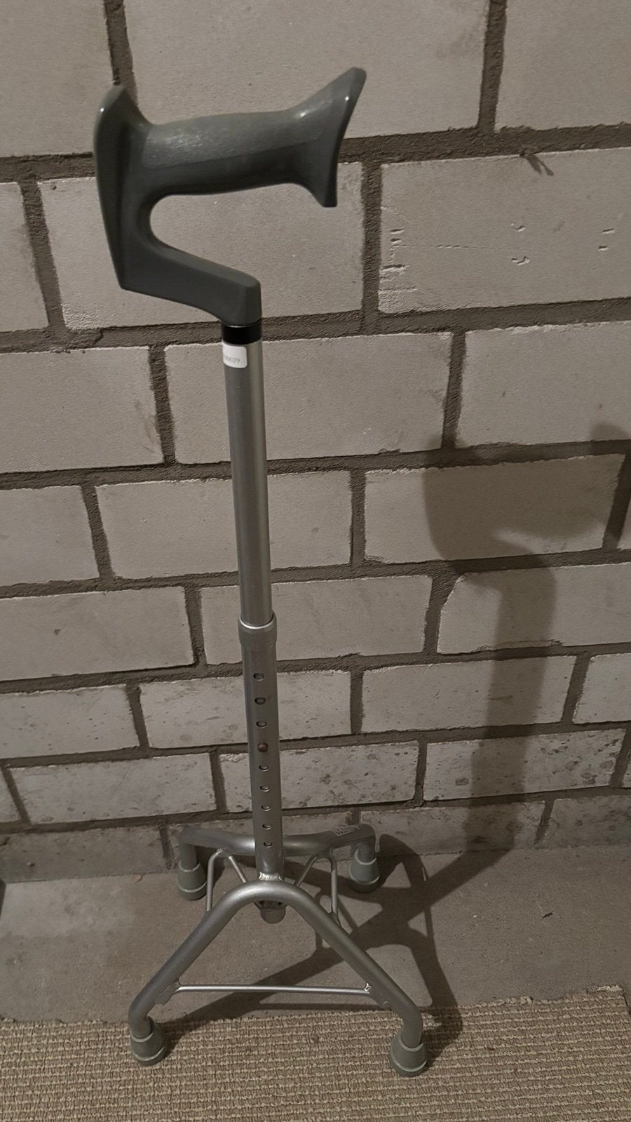 WANDELSTOK Eiffel 4-poot, Ophalen, Verstelbaar, Zo goed als nieuw