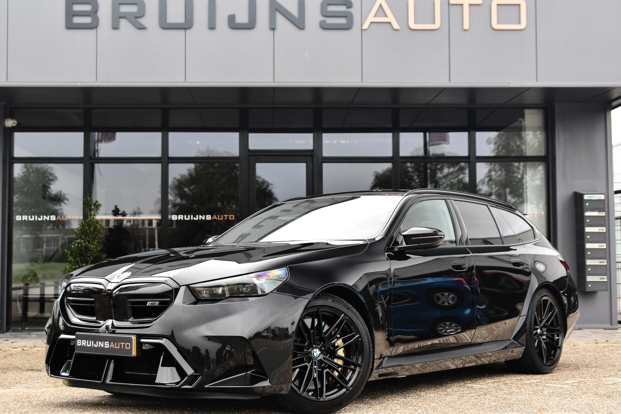 BMW 5-serie Touring M5 |Keramisch|NLauto|M-Drivers Pack|, Auto's, Automaat, Gebruikt, 2000 kg, 4395 cc