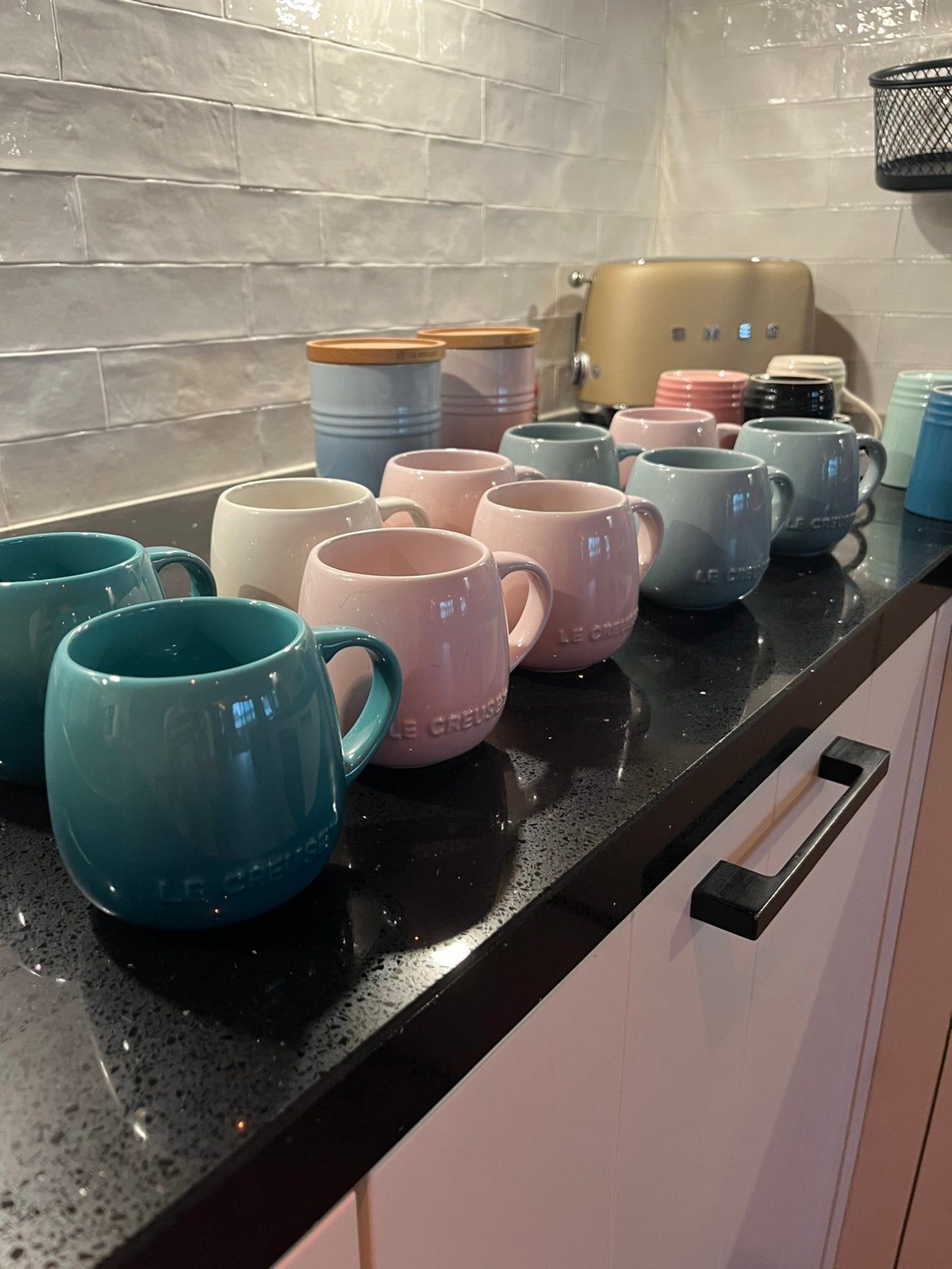 Le Creuset koppen/mokken en schaaltjes, Ophalen, Keramiek, Zo goed als nieuw, Overige stijlen