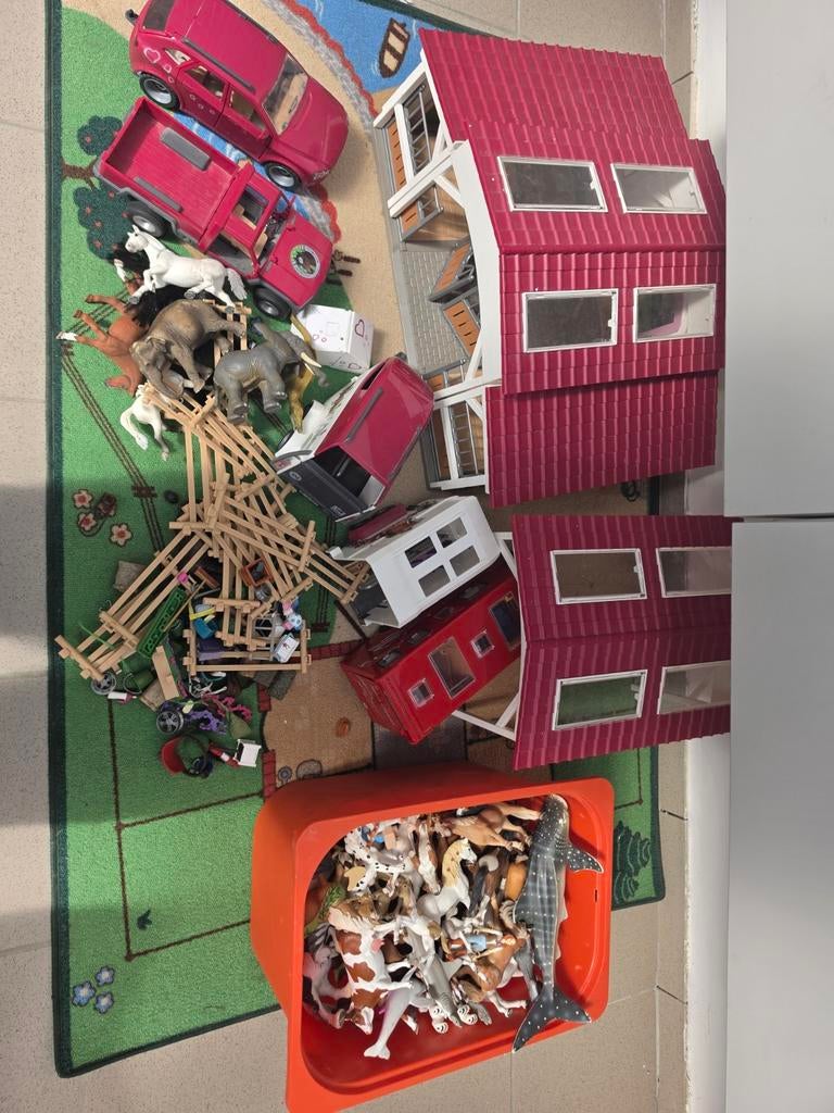 Grote Schleich collectie – boerderij + veel paarden + huis –, Ophalen, Gebruikt