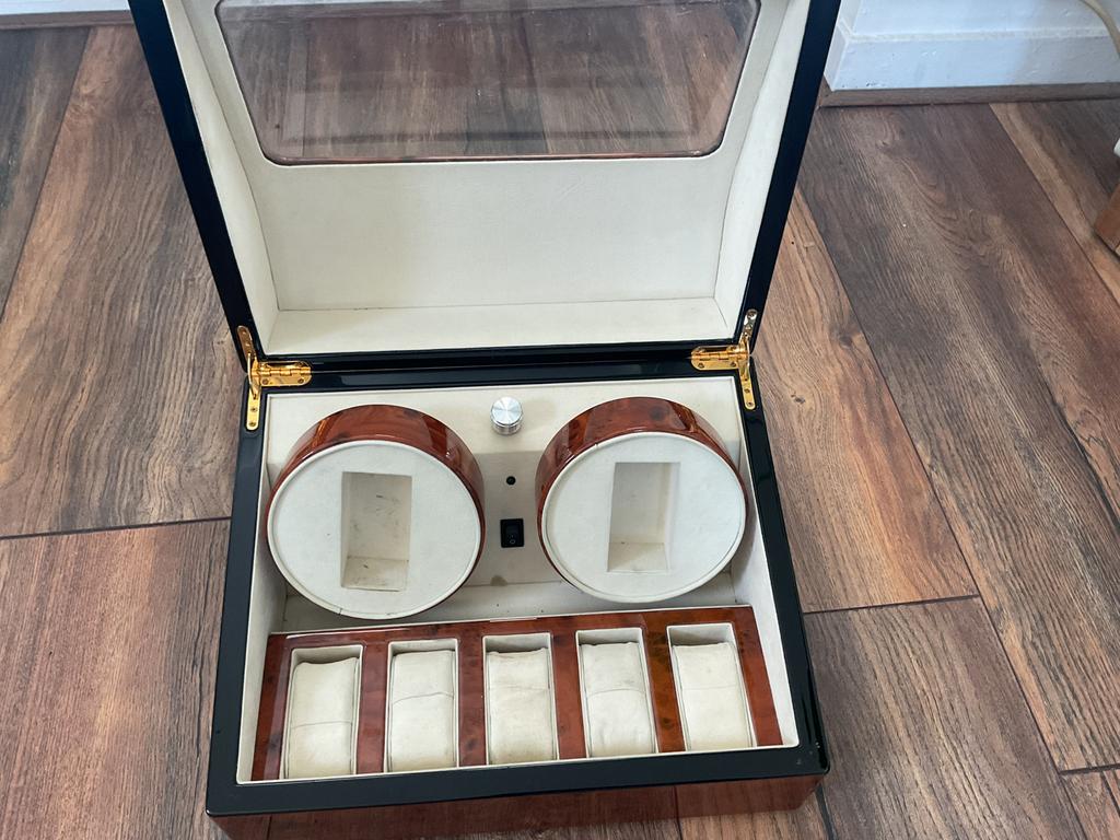 Luxe horloge casette, Ophalen of Verzenden, Zo goed als nieuw