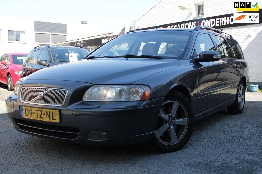 Volvo V70 2.0T Edition Sport | Airco | Cruise control | Pano, Auto's, Voorwielaandrijving, Beige, 1984 cc, Handgeschakeld