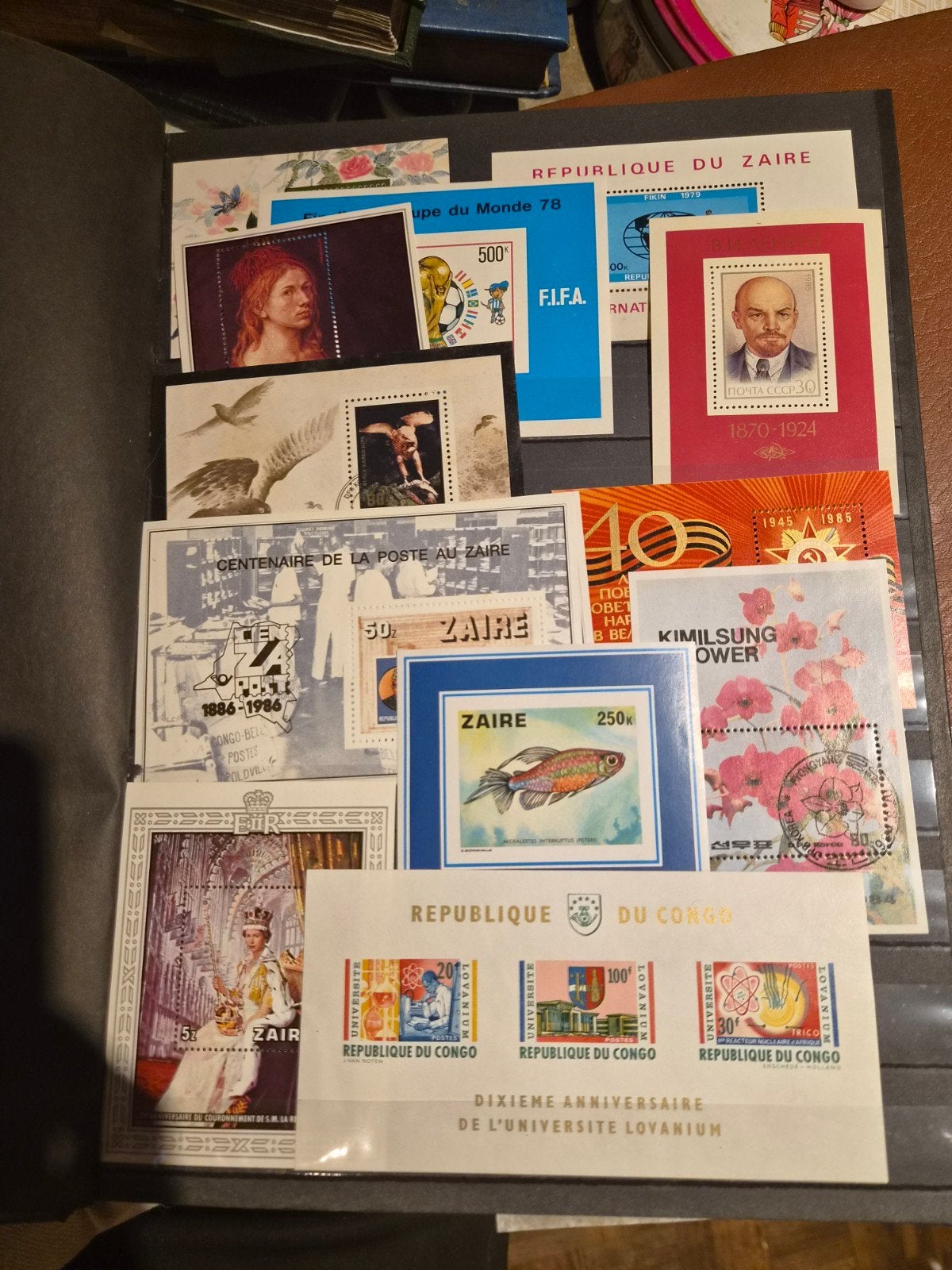 Grote collectie postzegels uit diverse landen, Ophalen of Verzenden