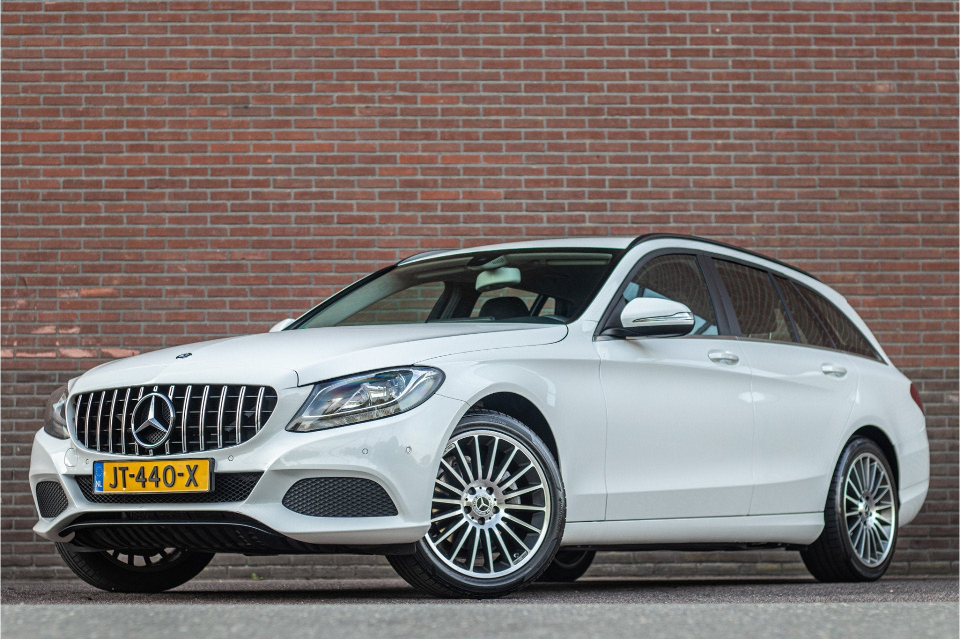 Mercedes-Benz C-Klasse 180 Estate, Carplay, Stoelverwarming,, Gebruikt, Wit, 1595 cc, Handgeschakeld