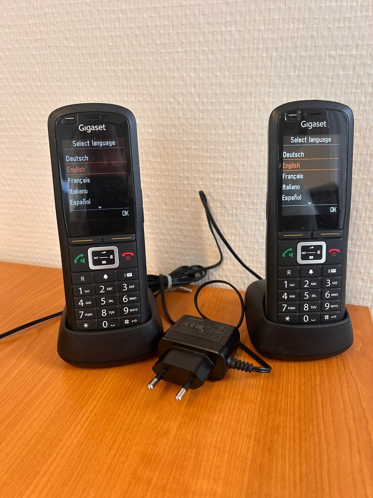 2x Gigaset R700 H PRO, Ophalen, Zo goed als nieuw