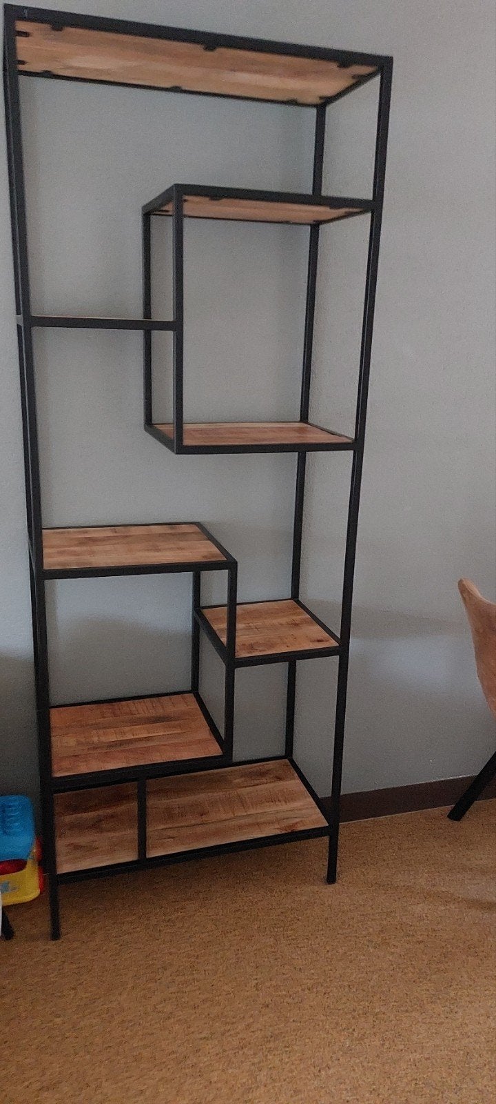 Industriële Boekenkast met Mangohouten Planken, Met plank(en), 50 tot 100 cm, Zo goed als nieuw, 25 tot 50 cm