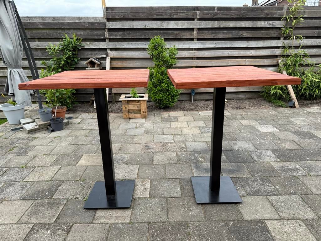 2 houten statafels met stalen onderstel, Ophalen, Nieuw