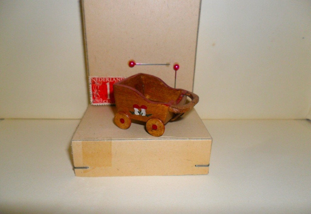oud houten poppenwagen poppenhuis popje miniatuur speelgoed, Verzenden, Poppenhuis