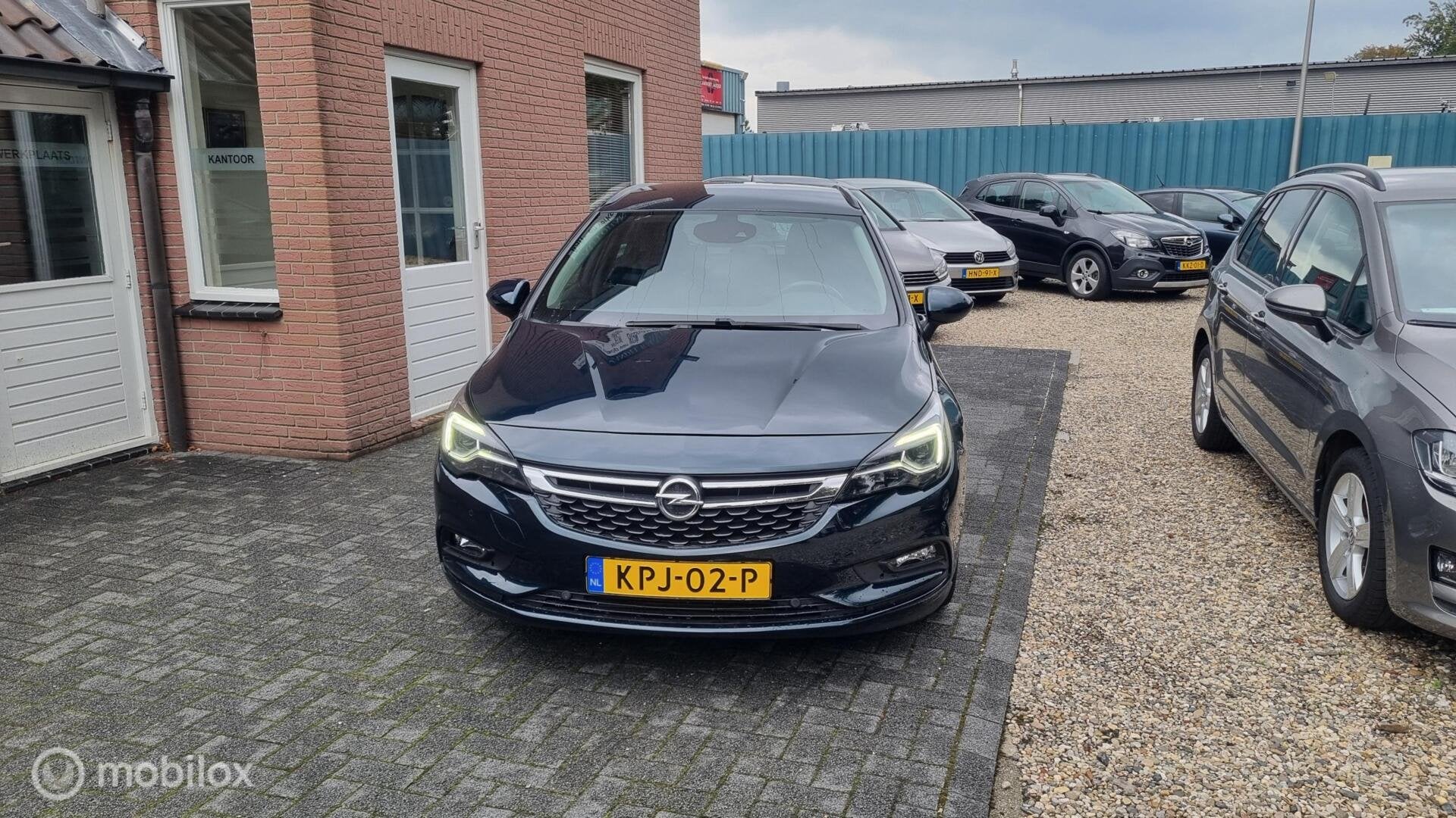 Opel Astra Sports Tourer 1.4 Turbo 120 Jaar Edition", Voorwielaandrijving, Dealer onderhouden, Gebruikt, 4 cilinders