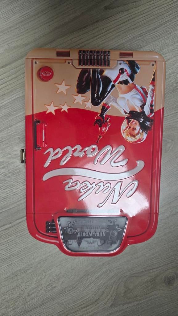 Fallout nuka cola world welcome kit, Ophalen of Verzenden, Zo goed als nieuw