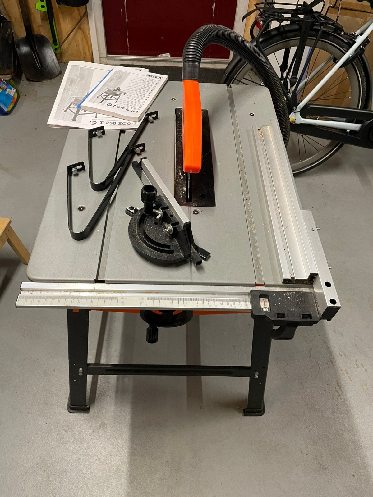 Atika T250 eco 2, Ophalen, Cirkelzaag, 70 mm of meer, Zo goed als nieuw