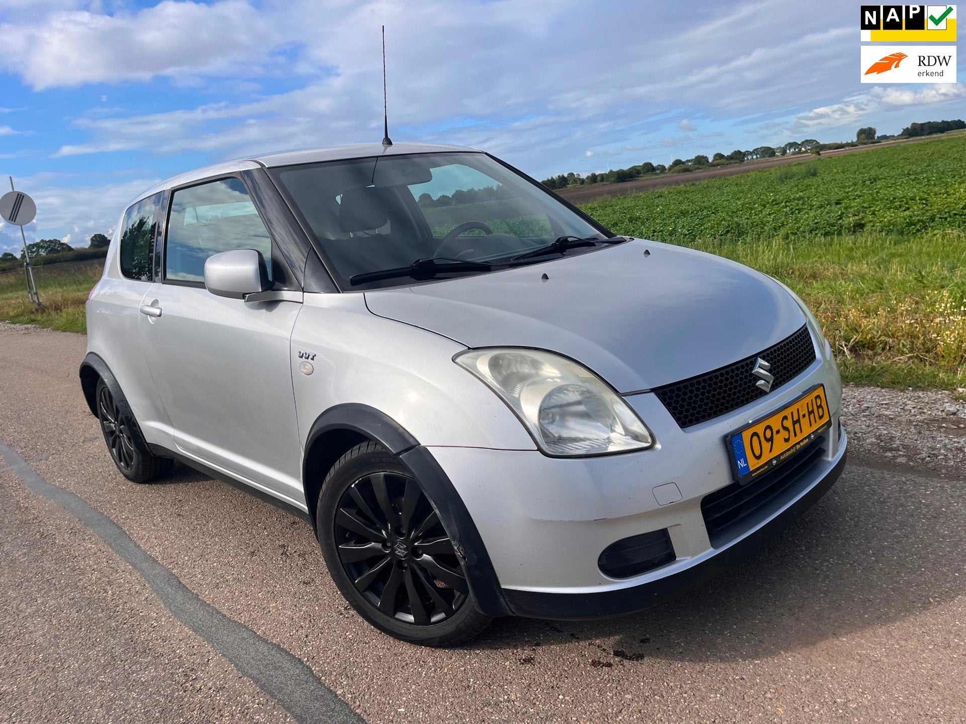 Suzuki Swift 1.5 GLS / automaat nwe apk !, Auto's, Suzuki, 4 cilinders, 400 kg, Elektrische ramen, Swift