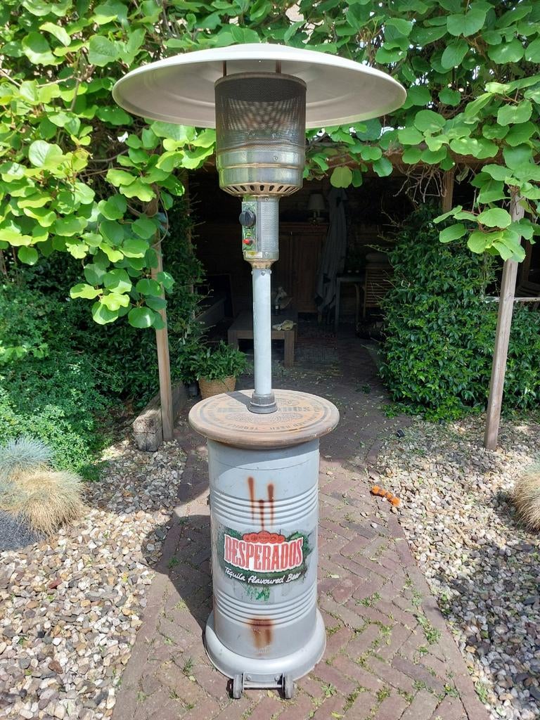 Terrasverwarmer Desperados met gasfles en rond tafelblad, Ophalen, Gebruikt