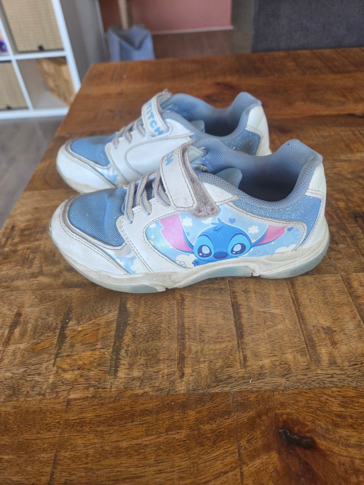 Stitch schoenen, Kinderen en Baby's, Kinderkleding | Schoenen en Sokken, Meisje, Schoenen, Ophalen of Verzenden, Zo goed als nieuw