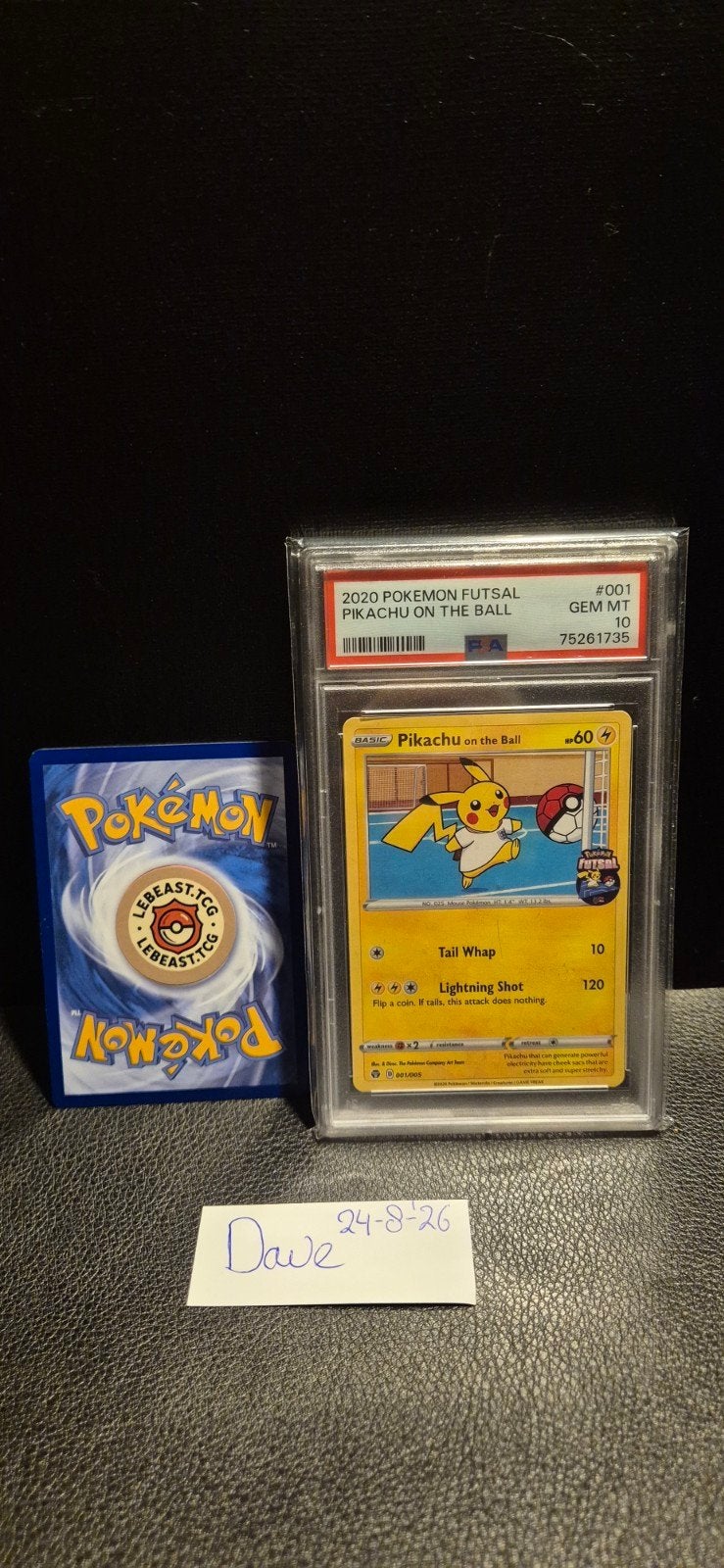 Pikachu on the ball PSA10, Hobby en Vrije tijd, Verzamelkaartspellen | Pokémon, Ophalen of Verzenden, Zo goed als nieuw, Losse kaart